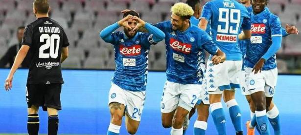 1xBit体育网页版登录入口-那不勒斯客场击败热那亚，追赶积分榜首的简单介绍