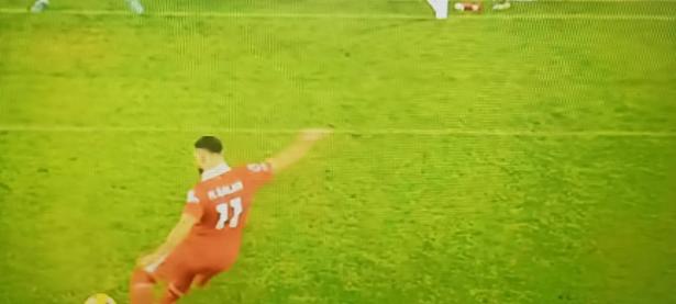 利物浦客场大胜新特里斯级队，稳固领先地位