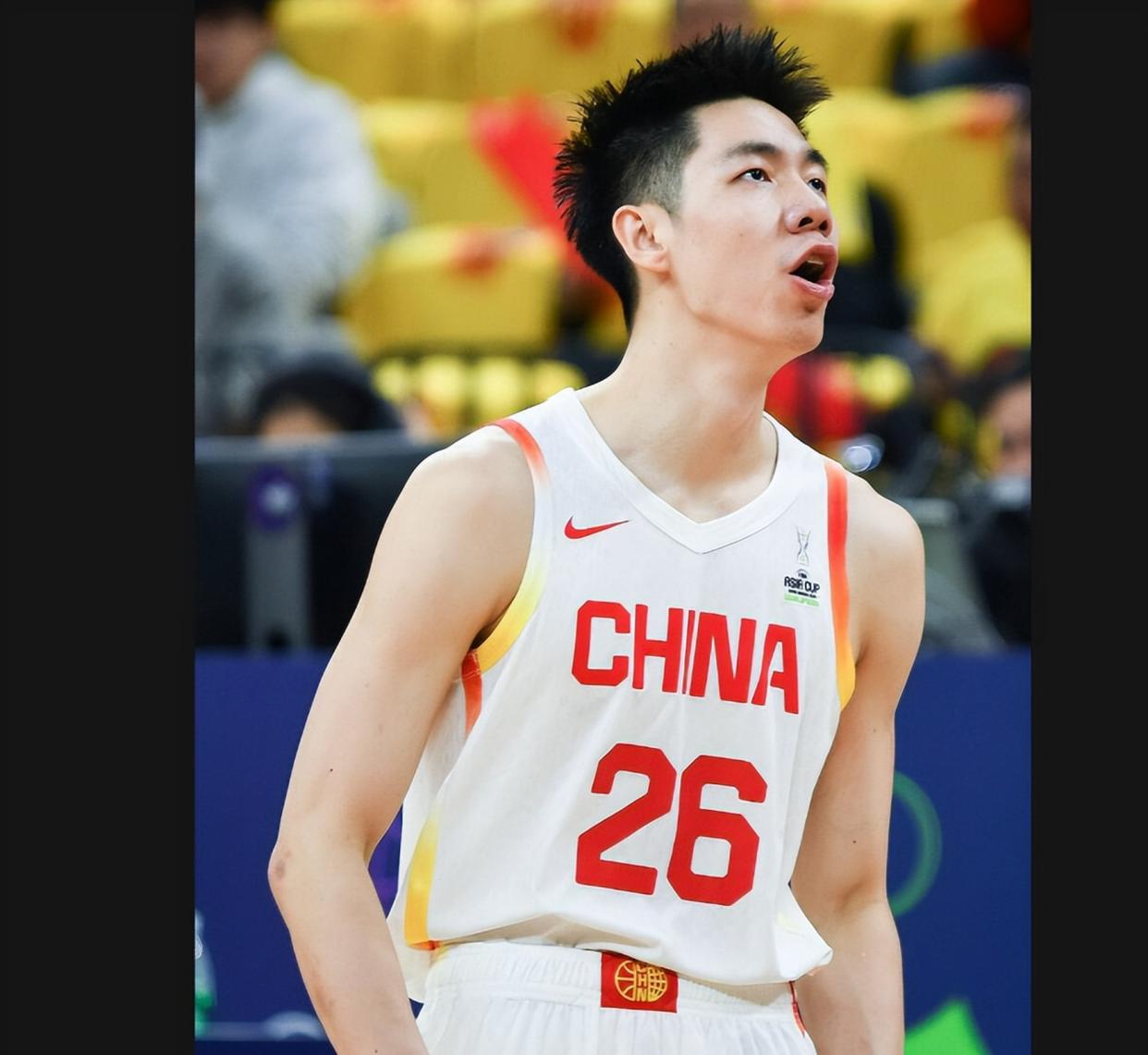 震撼惊艳!场上球员们用实力证明自己 震撼惊艳!场上球员们用实力证明自己