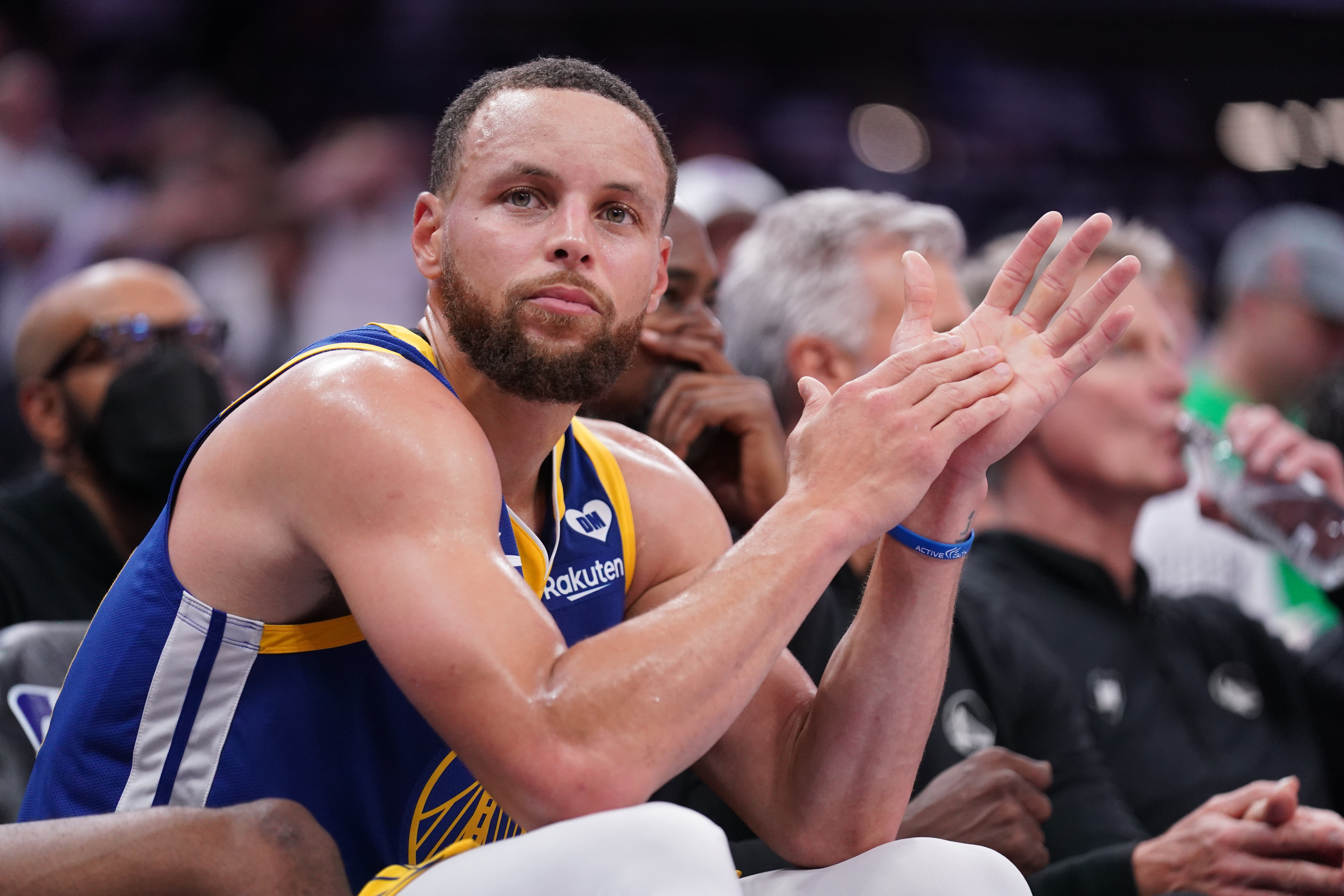 NBA总决赛再现勇士之战，勇士队力克猛龙队的简单介绍