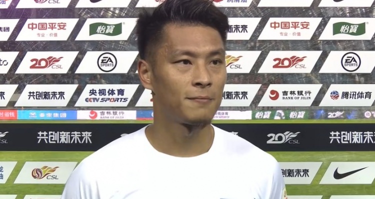 包含桃太郎狐狸赛前备战，球队团结一心的词条