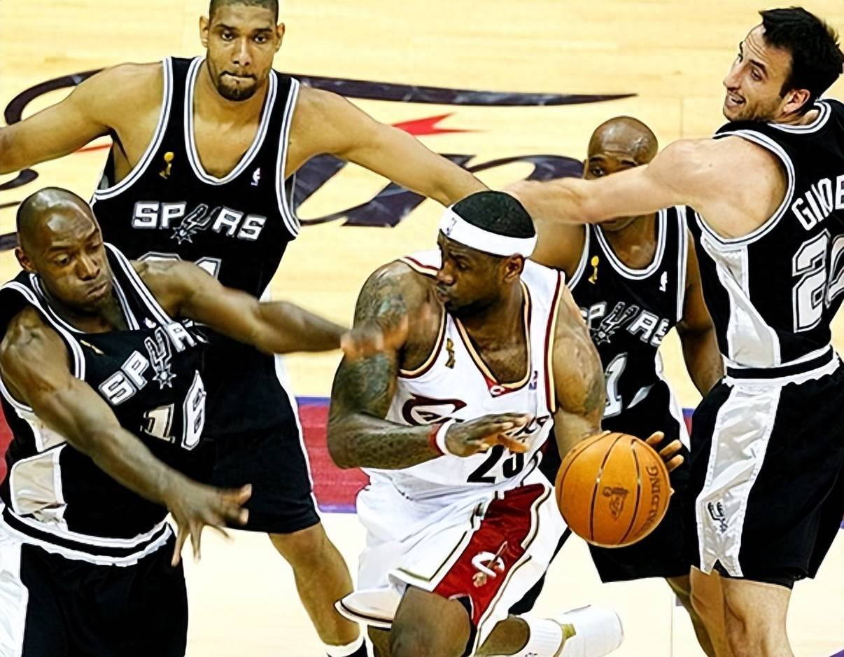 欧洲篮球联赛谁将问鼎总冠军